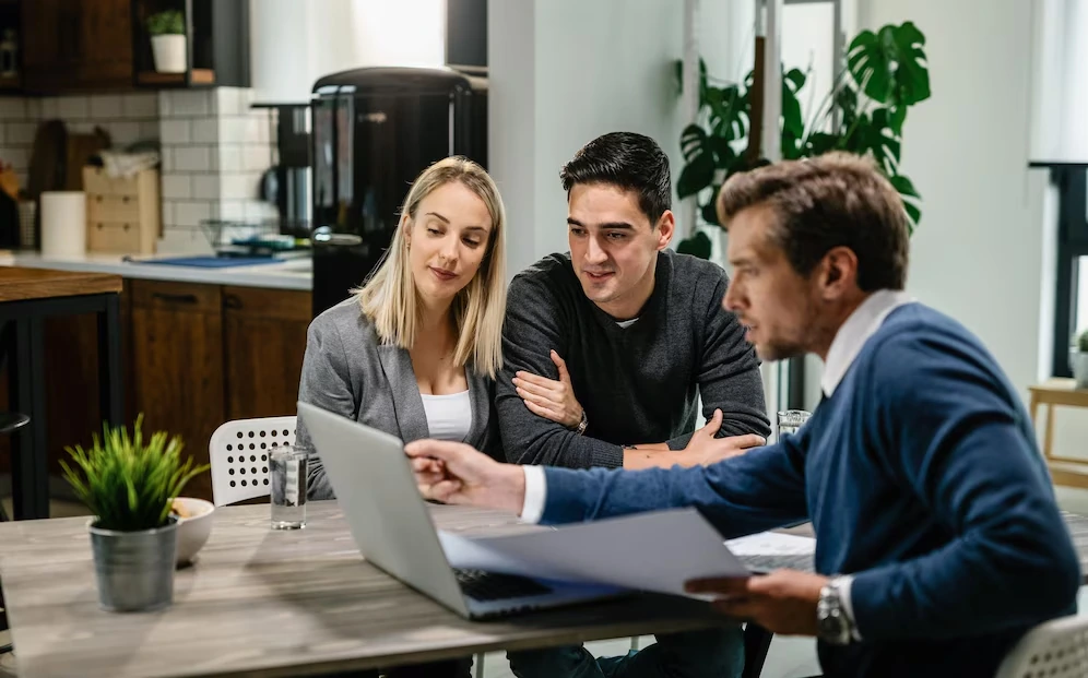 How Our Service Helps You Close More Sales